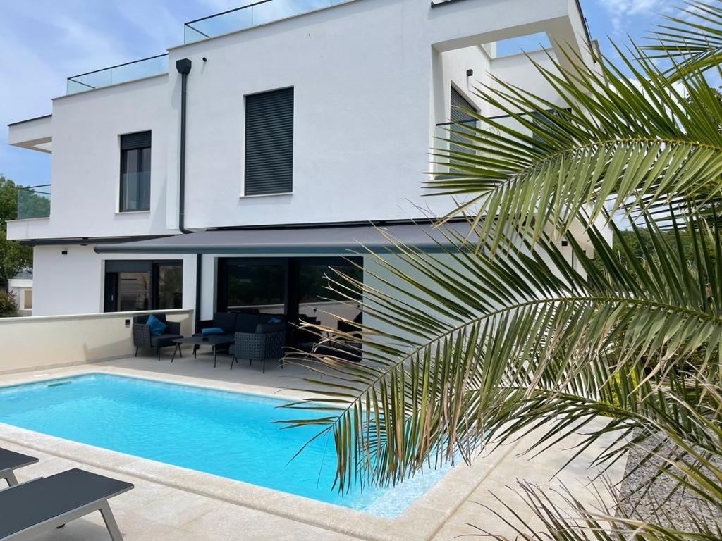 Villa Lujo Porec フンタナ エクステリア 写真