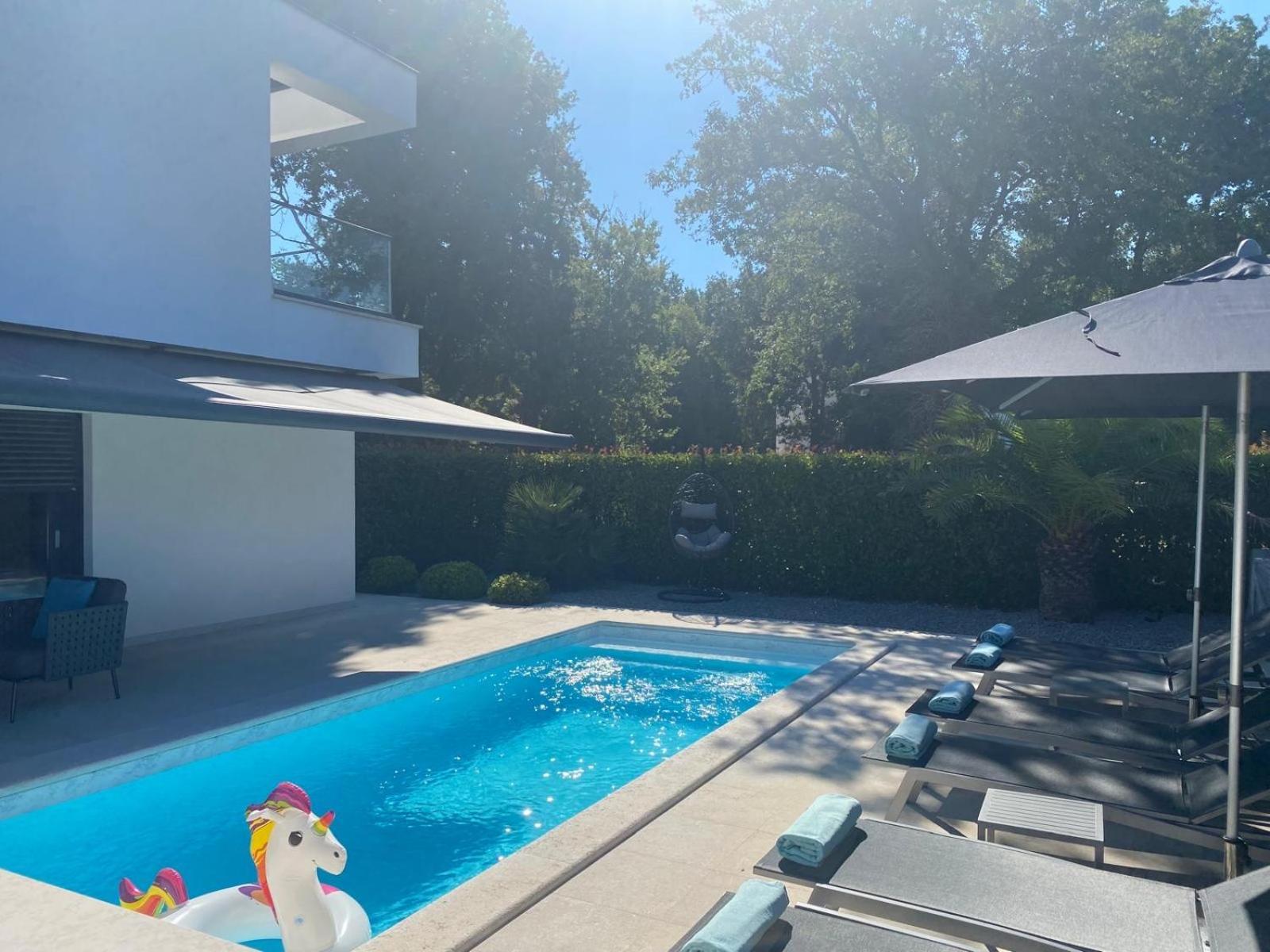 Villa Lujo Porec フンタナ エクステリア 写真