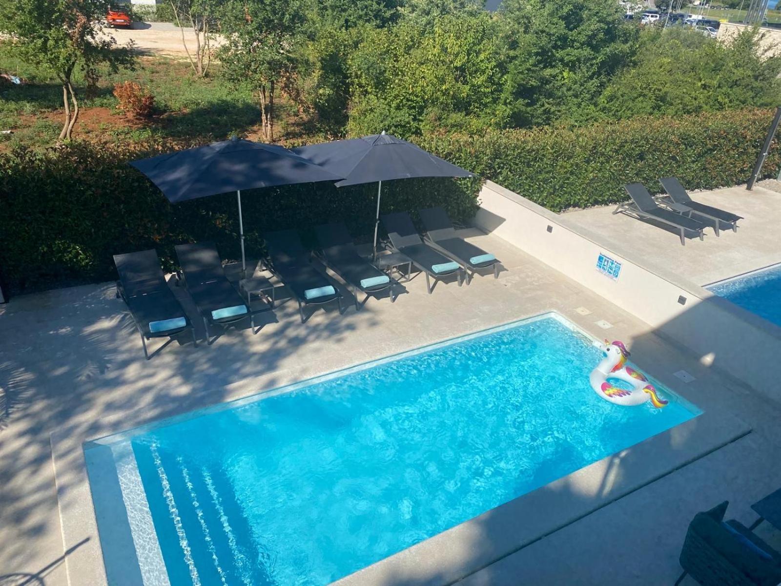 Villa Lujo Porec フンタナ エクステリア 写真